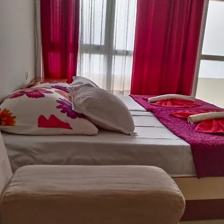 партерни студия без обособен балкон ул т светослав 5 и ул българия 아파트 포마리